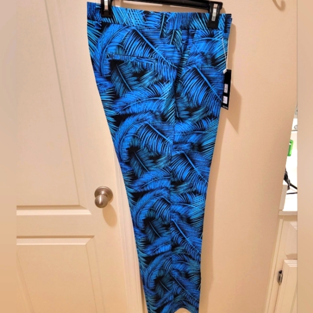 Hreski Golf Pants NWT
